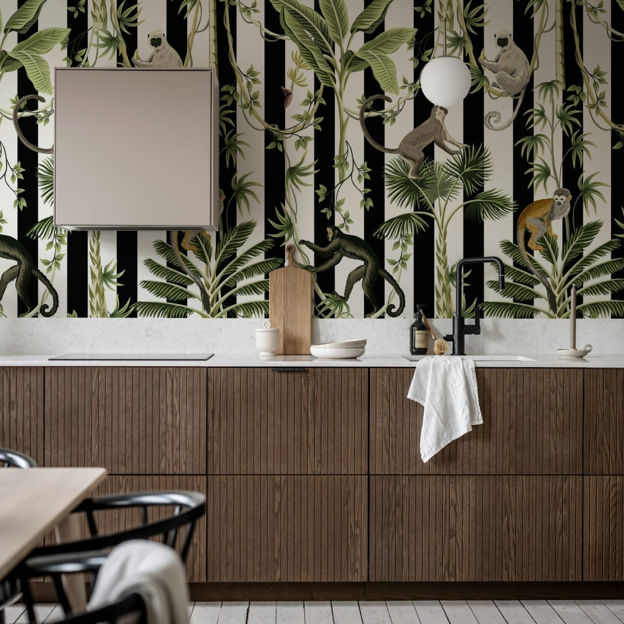 Fototapet, Monkey Stripes, Black, Rebel Walls - 3