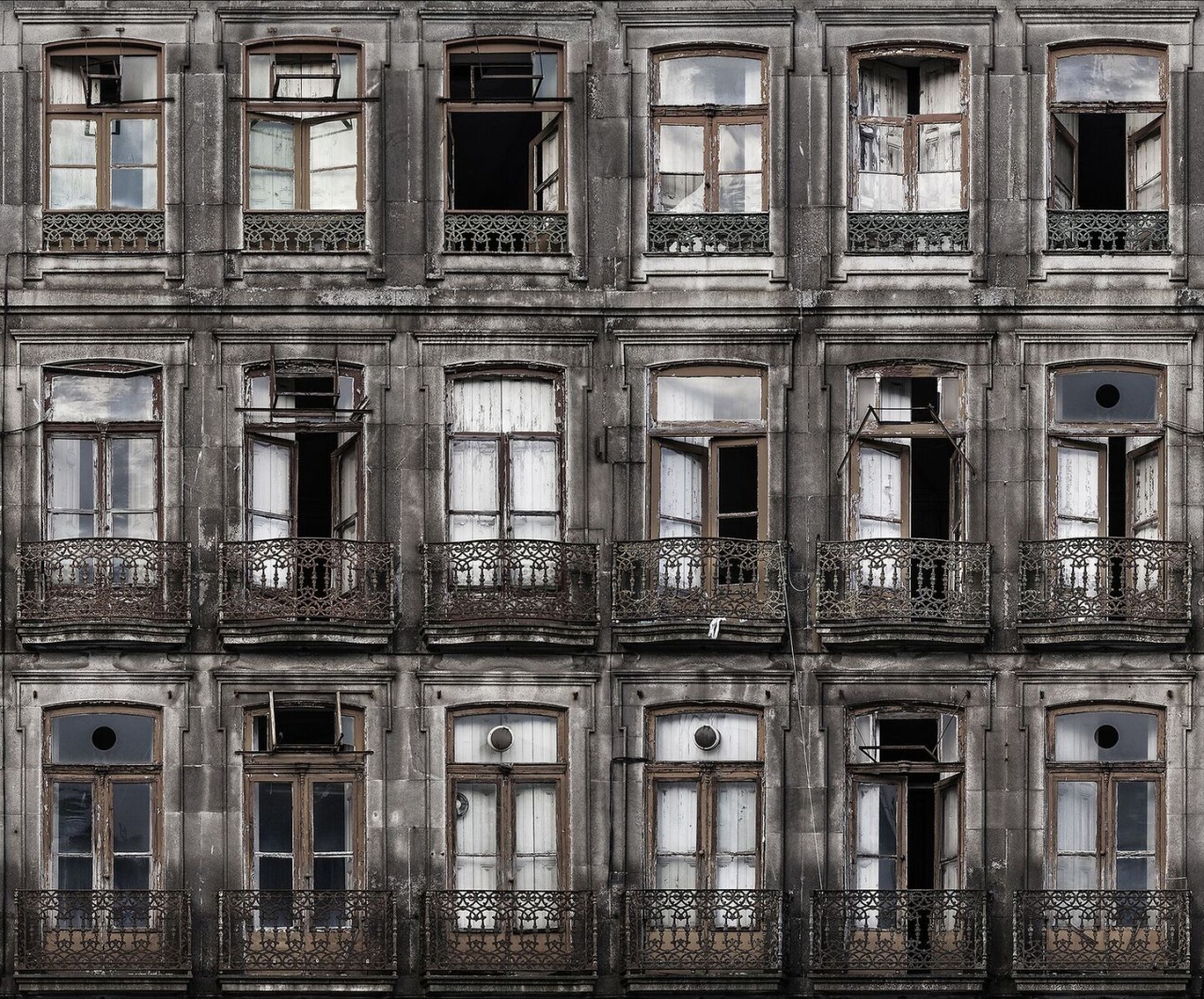 Fototapet, Perspective La Rue, Rebel Walls - 2
