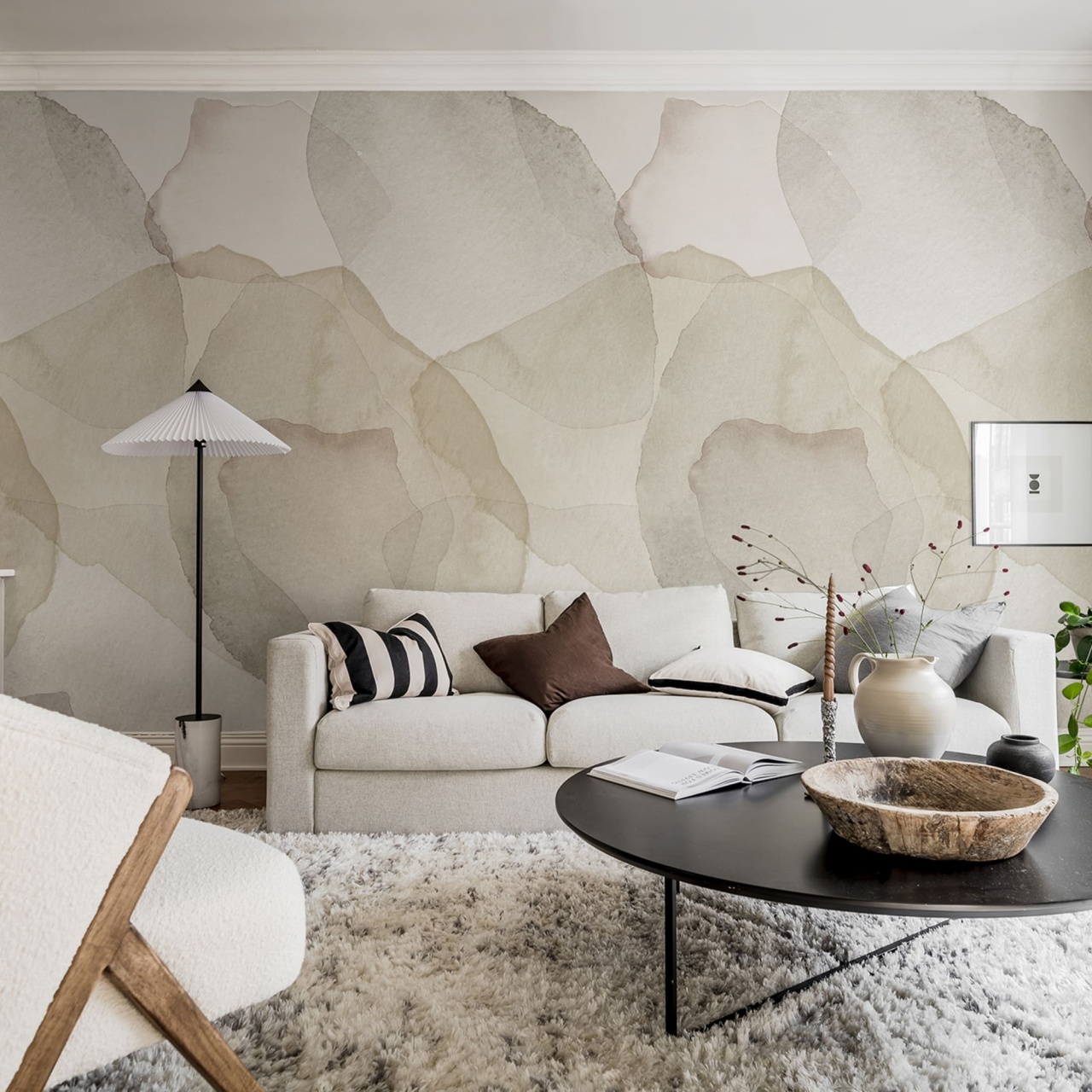 Fototapet, Petals, Sand, Rebel Walls - 3