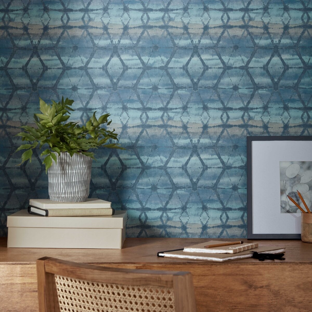 Tapet, Mineral, Agate Blue Luxury Geometric, 1838 Wallcoverings, 5.3mp / rola
