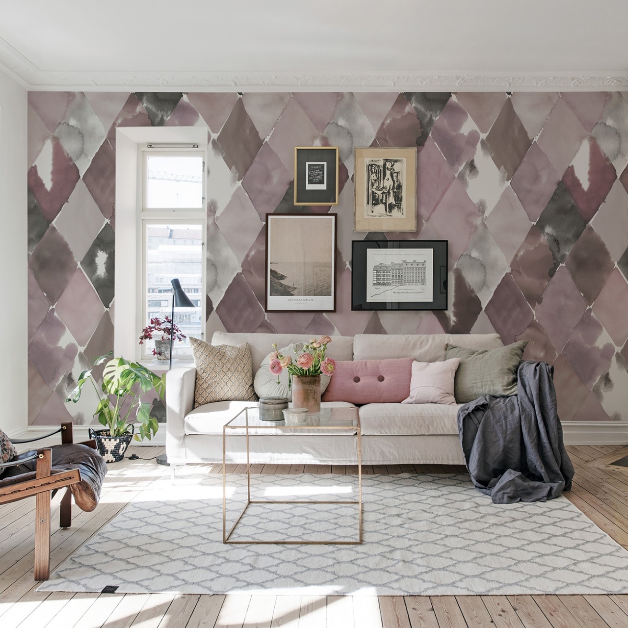 Fototapet, Big Harlequin, Plum, Rebel Walls - 3