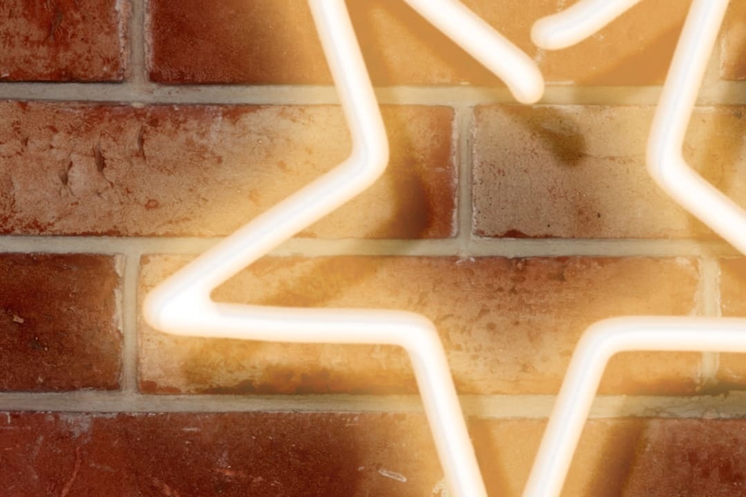 Fototapet, Neon Vibes, Brickwall, Rebel Walls - 4