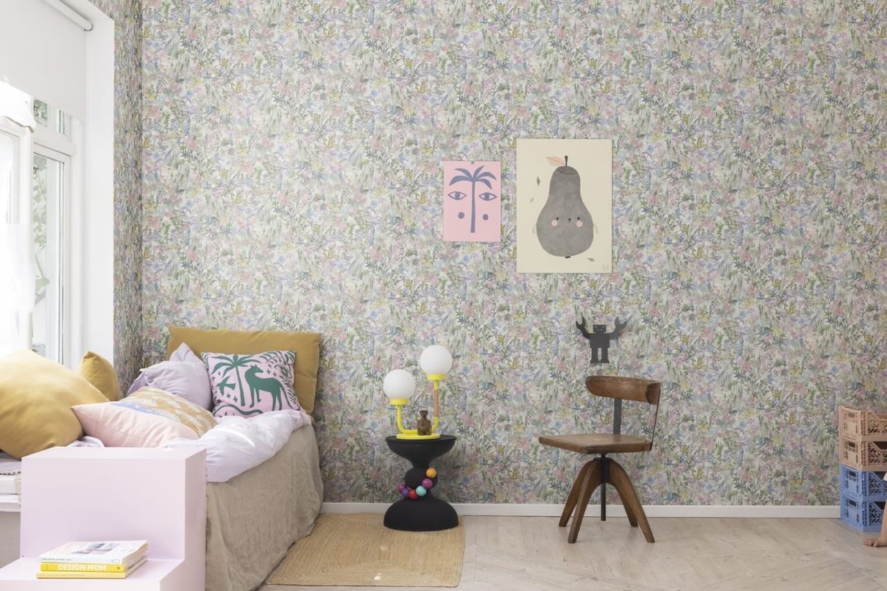Tapet Poppy Meadow, Pastel, Rebel Walls — imaginea 3