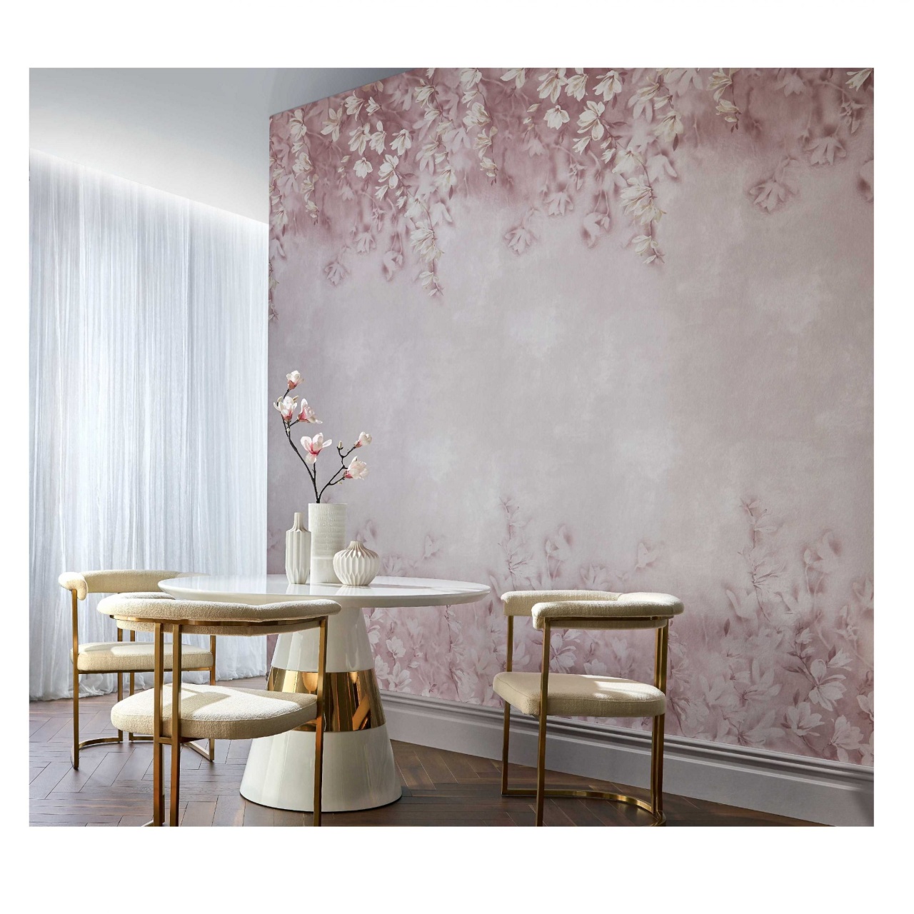 Tapet, Trailing Magnolia, Blush Pink Luxury Floral, 1838 Wallcoverings, 6.5mp / rola