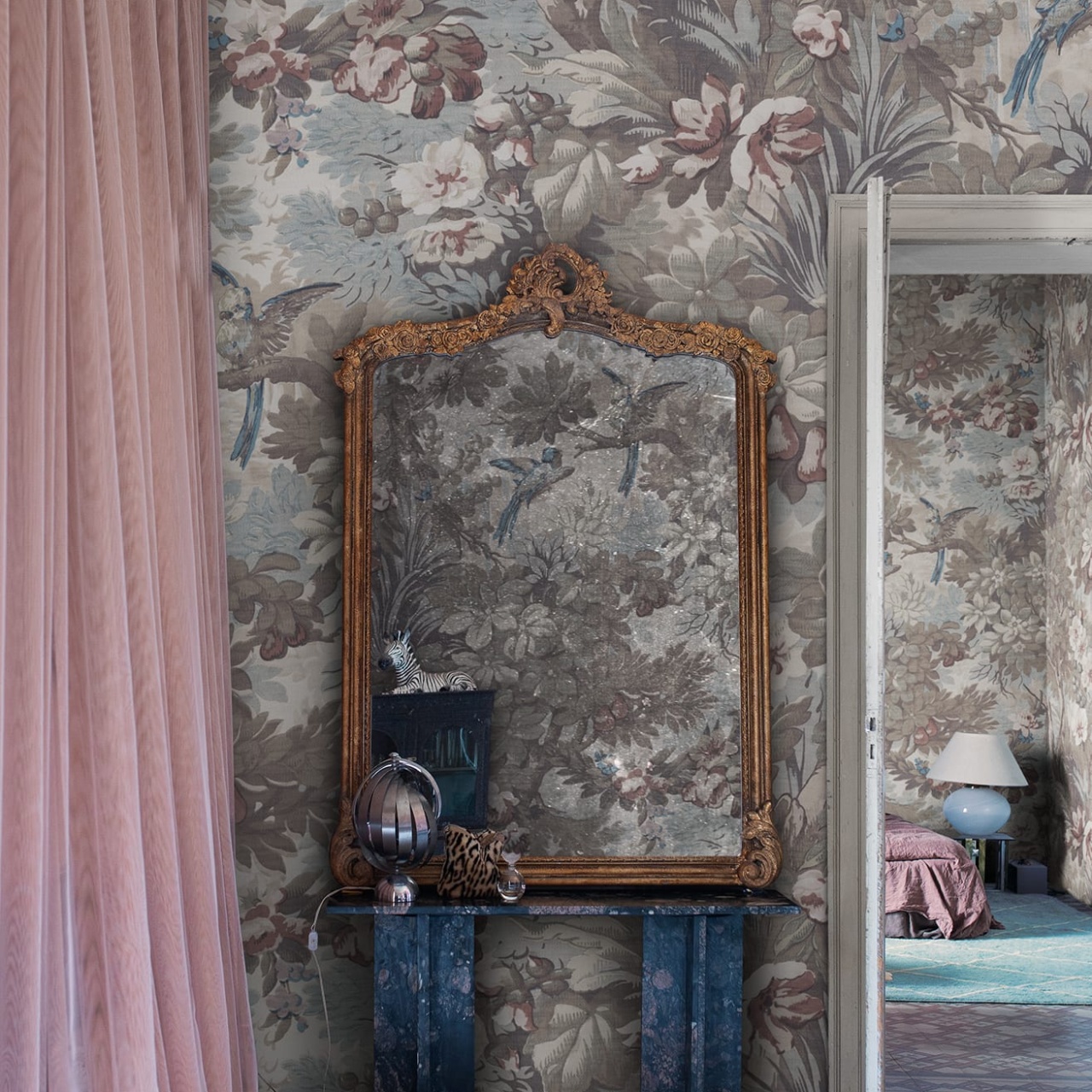 Fototapet, Lush Grove, Gray, Rebel Walls