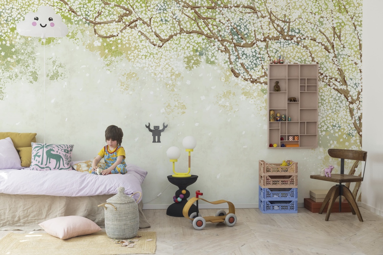 Tapet Spring Tree, Rebel Walls - 3 | YEO