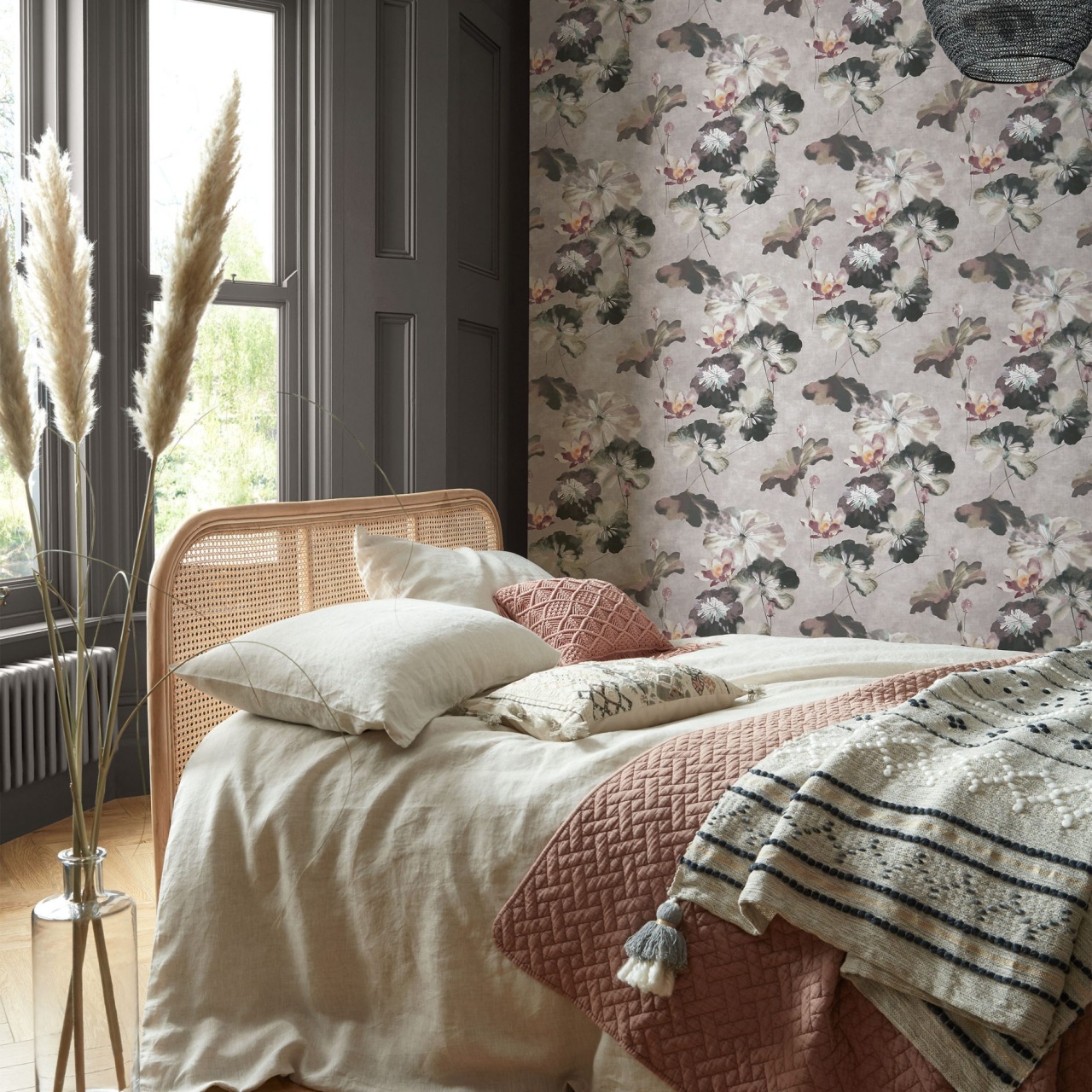 Tapet, Water Lilies, Chamomile Pink Luxury Floral, 1838 Wallcoverings, 5.3mp / rola