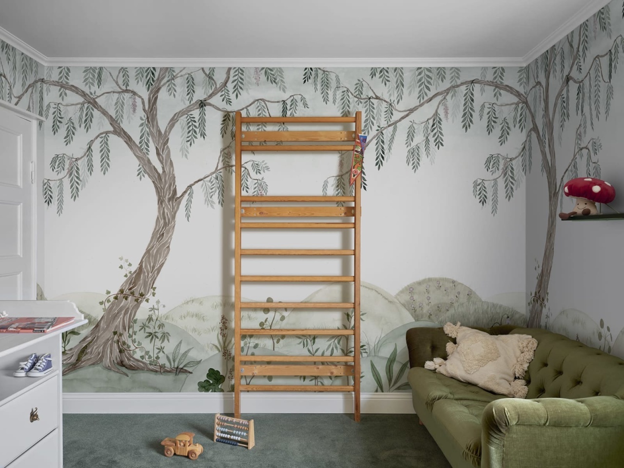 Fototapet, Dreamy Tree, Light Green, Rebel Walls — imaginea 3