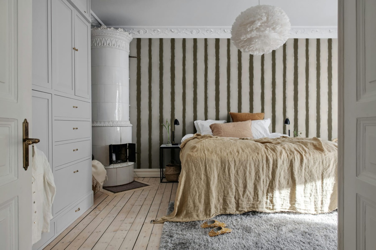 Fototapet, Painted Stripes, Brown, Rebel Walls