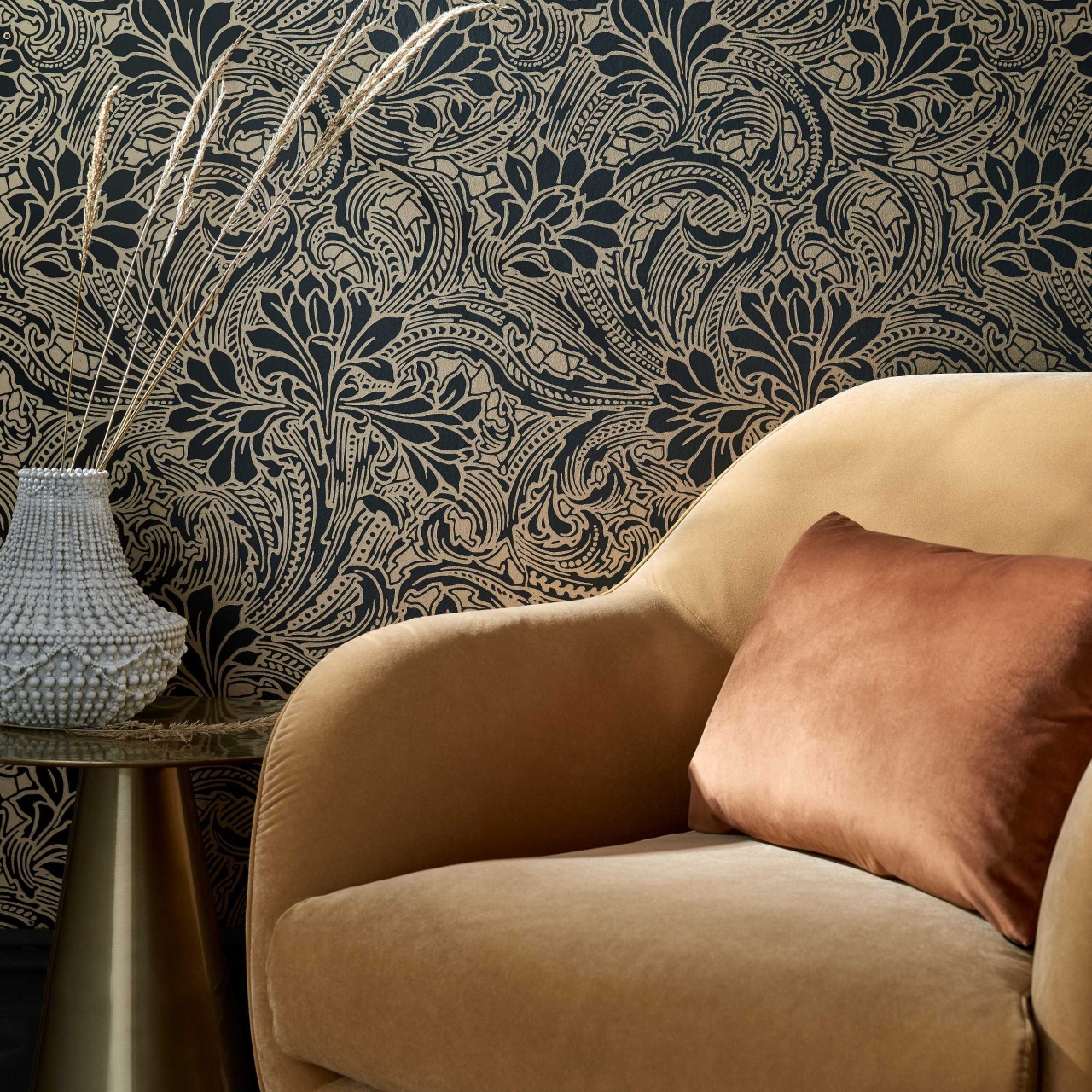 Tapet, Eden, Midnight Black and Gold, 1838 Wallcoverings, 5.3mp / rola