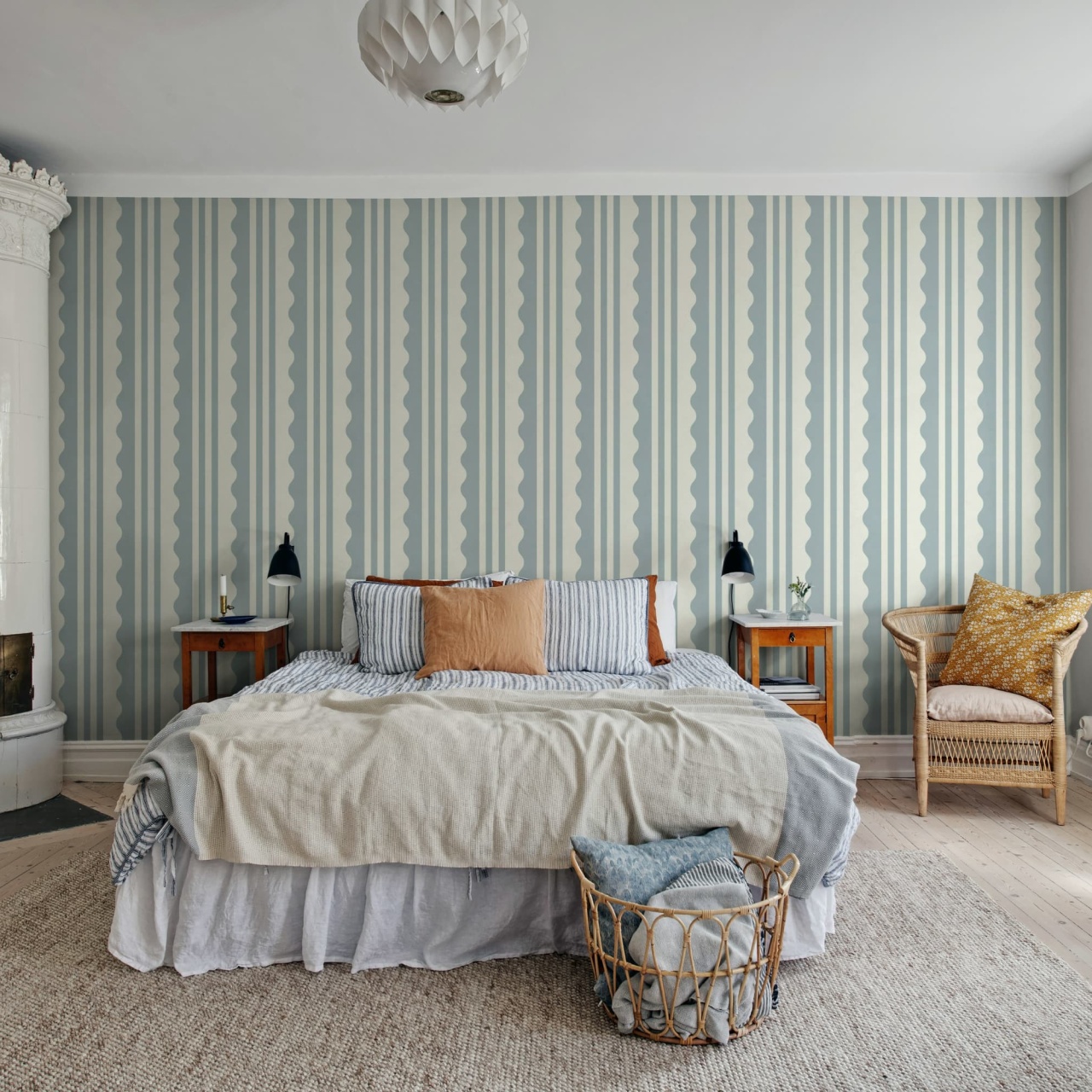 Fototapet, Wavy Stripe, Blue, Rebel Walls - 3