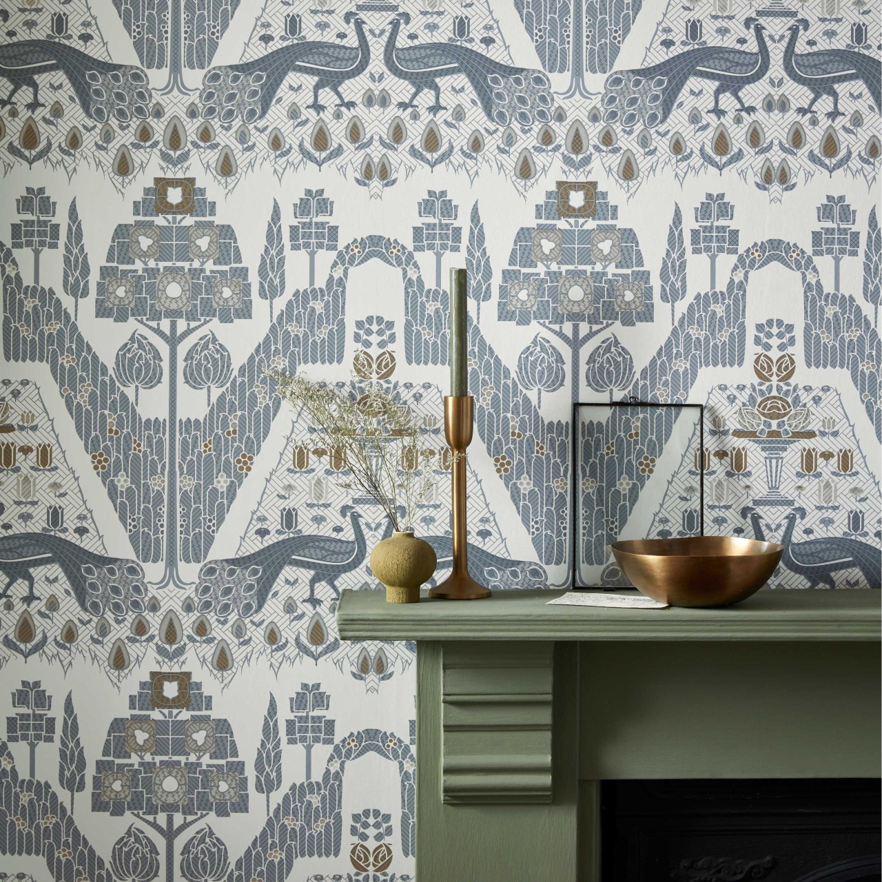 Tapet, Peacock Topiary, Monochrome, 1838 Wallcoverings, 5.3mp / rola