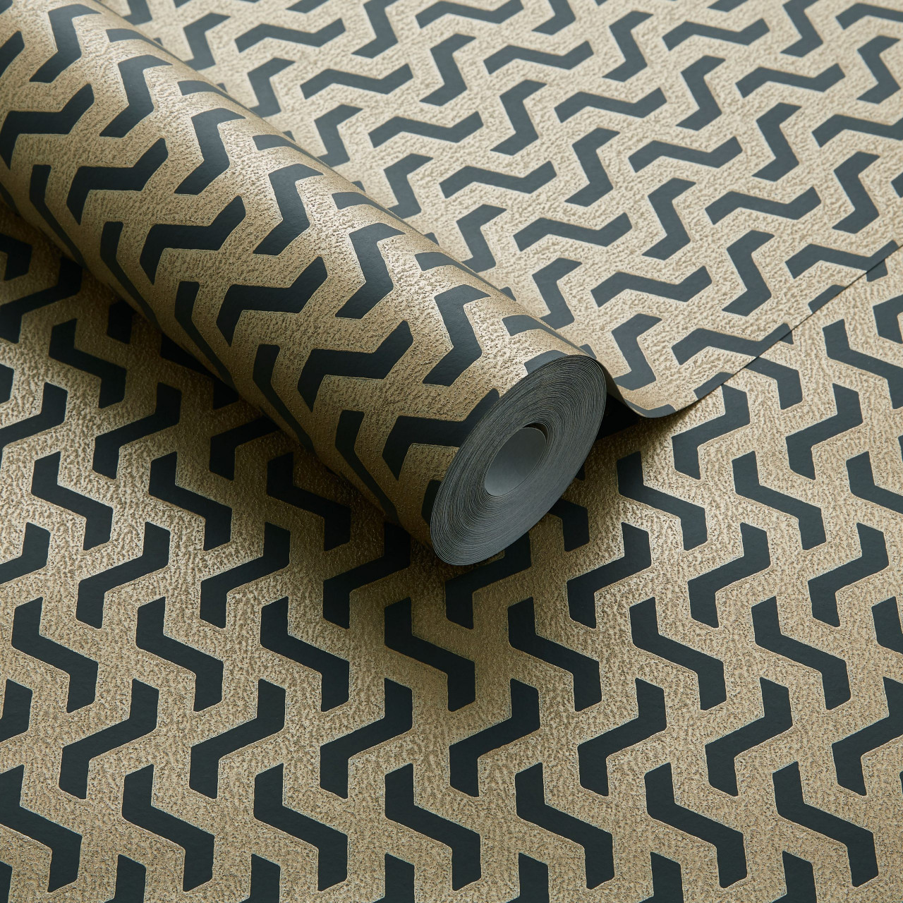 Tapet Rattan, Bracken Gold and Black Luxury Geometric, 1838 Wallcoverings, 5.3mp / rola - 2 | YEO