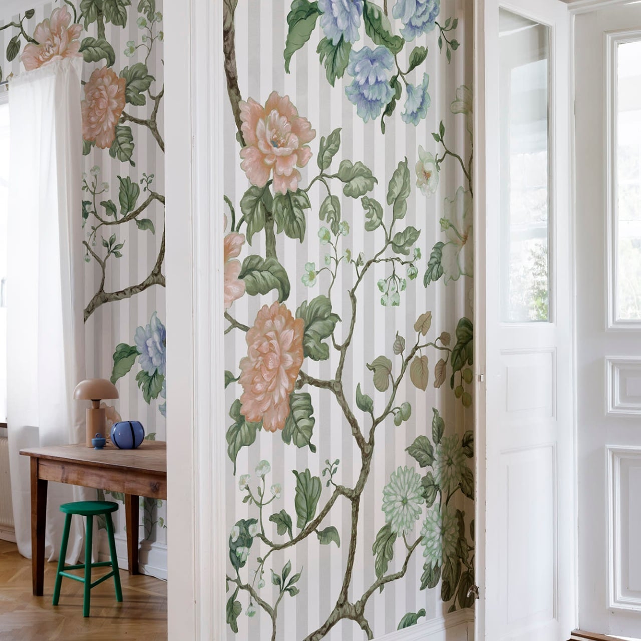 Fototapet, Rose Stripe, White, Rebel Walls - 3