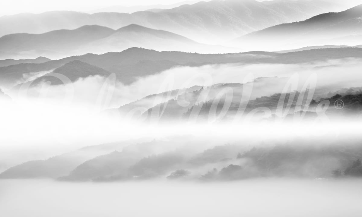 Fototapet, Calm Mountains, Rebel Walls - 2