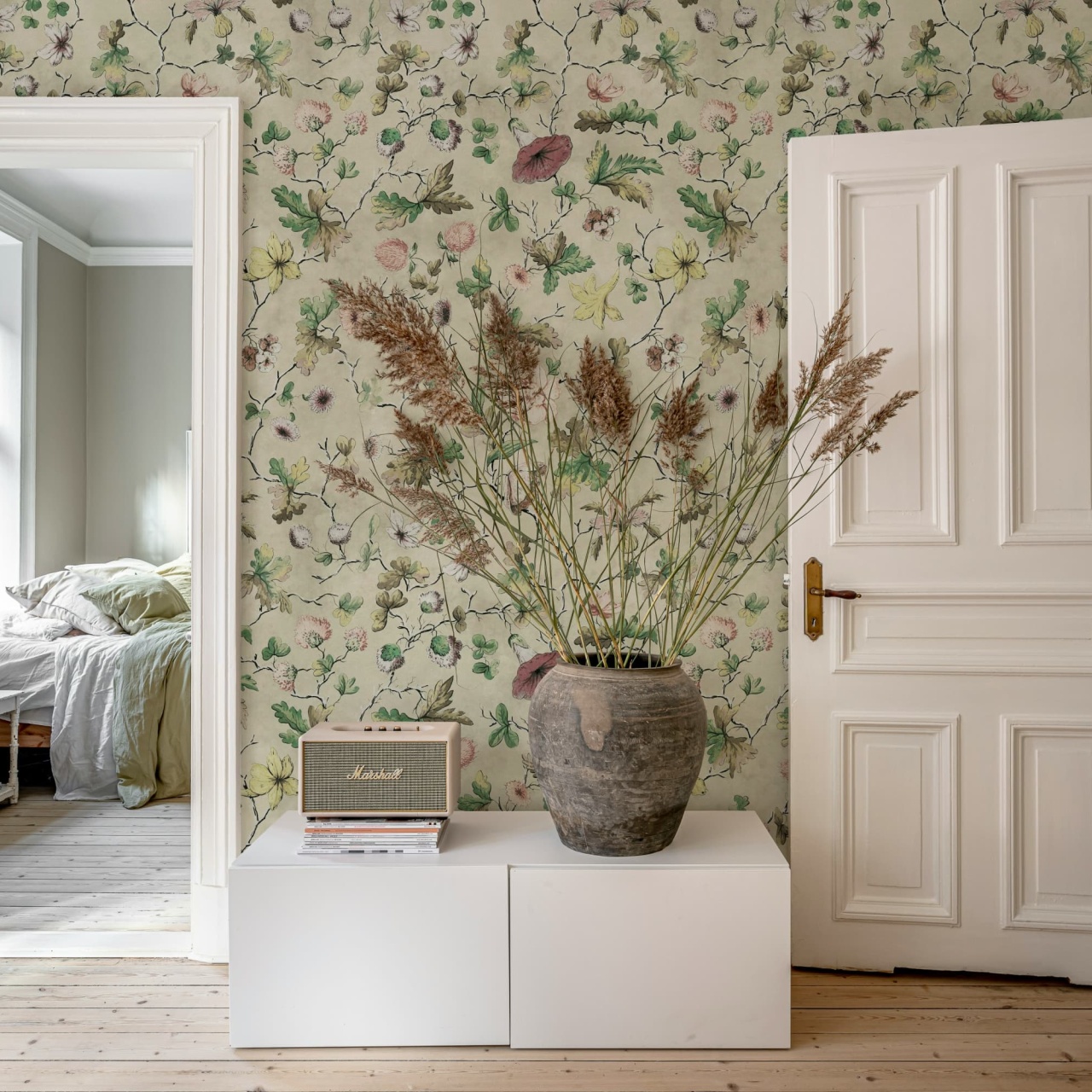 Fototapet, Verdant Bloom, Beige, Rebel Walls - 3