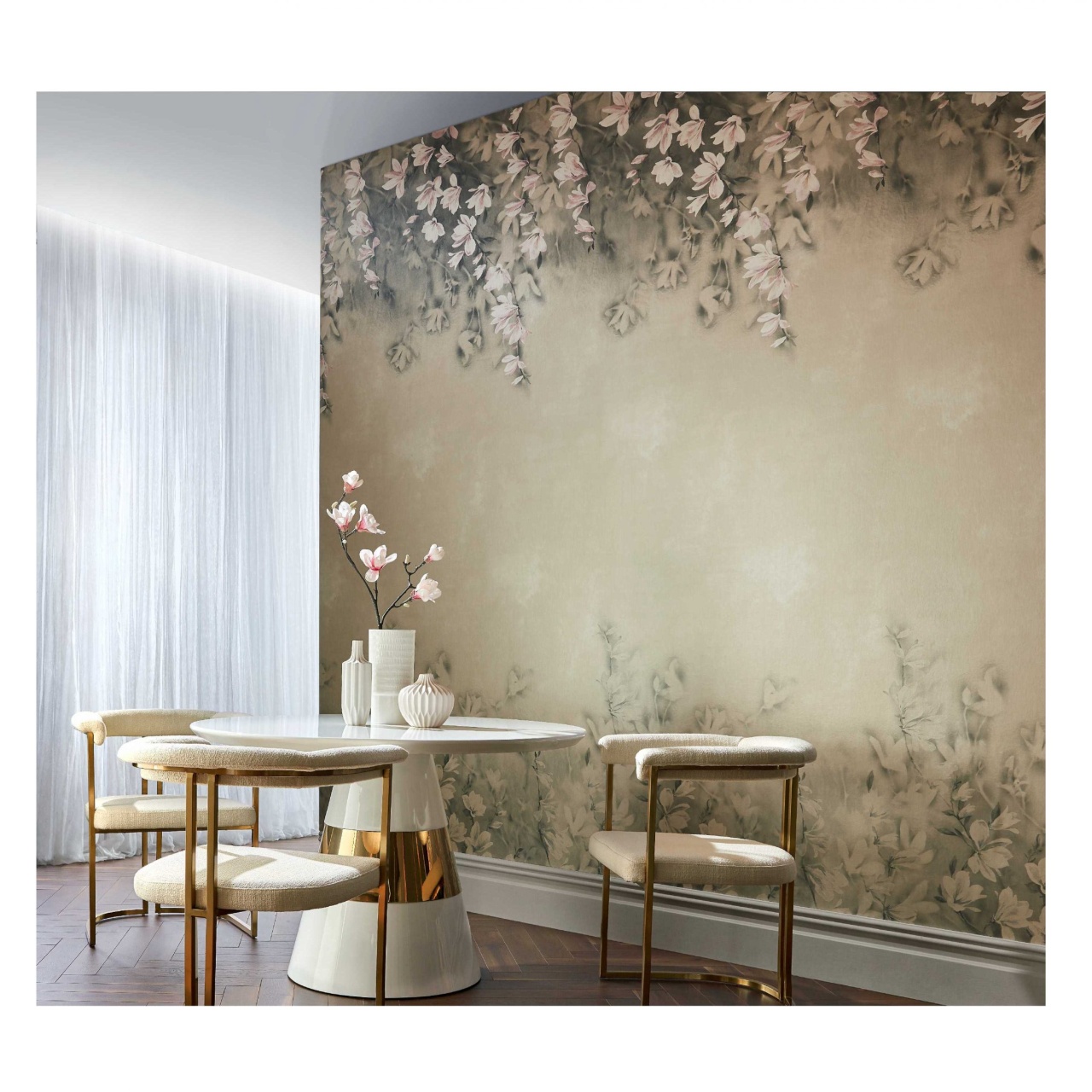 Tapet, Trailing Magnolia, Burnished Gold Luxury Floral, 1838 Wallcoverings, 6.5mp / rola