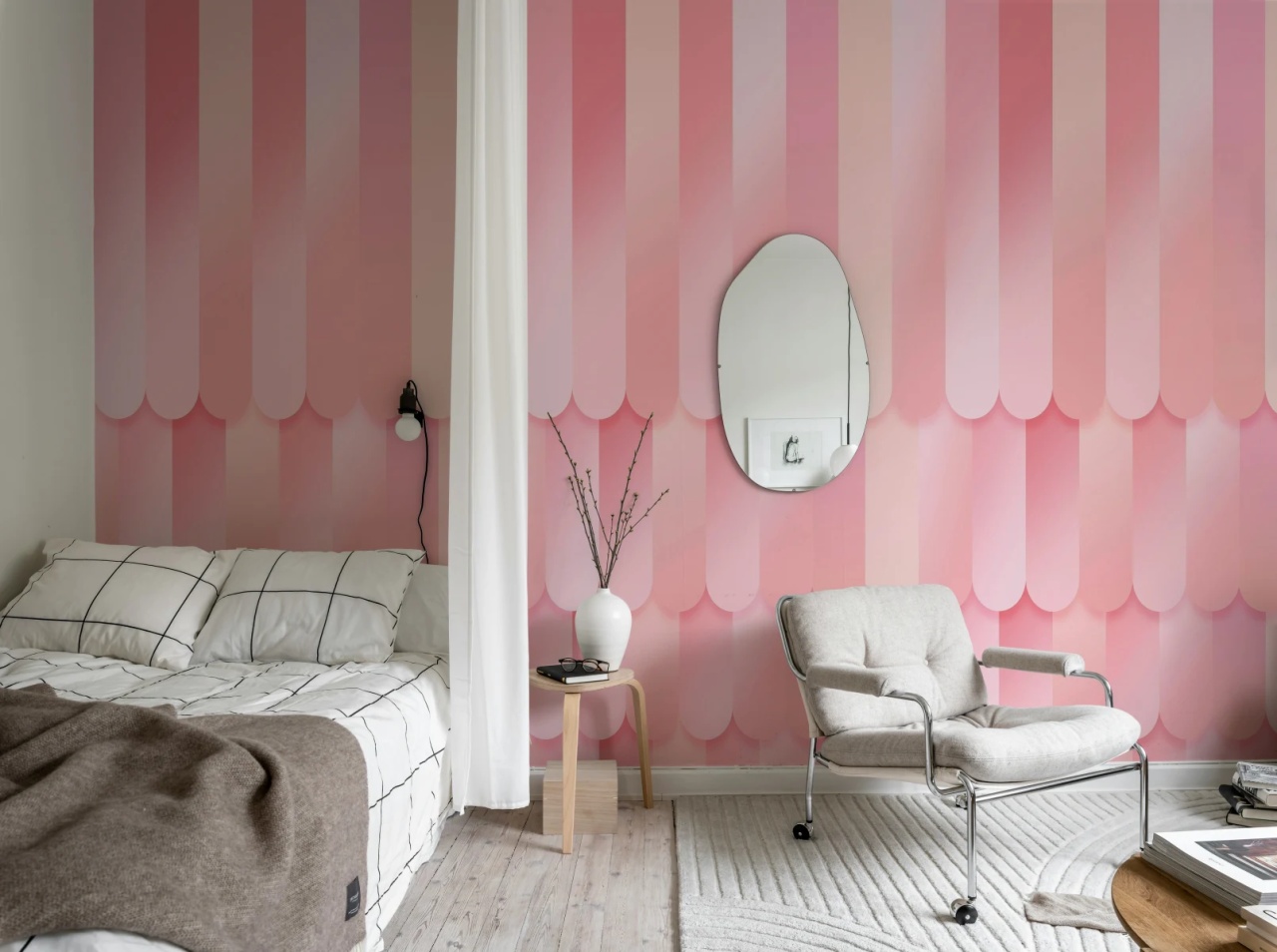 Fototapet, Gradient Stripes, Pink, Rebel Walls - 3