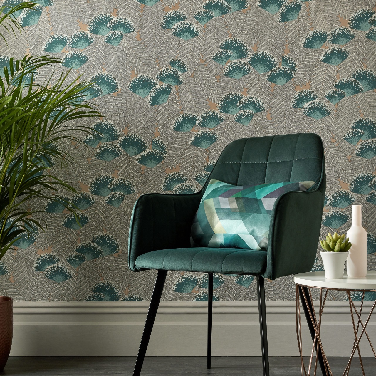 Tapet, Clarice, Emerald Green Luxury Art Deco, 1838 Wallcoverings, 5.3mp / rola