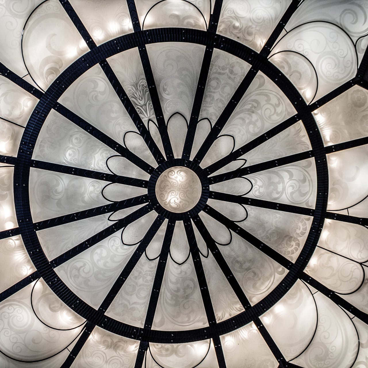 Fototapet, Crystal Ceiling, Rebel Walls - 2