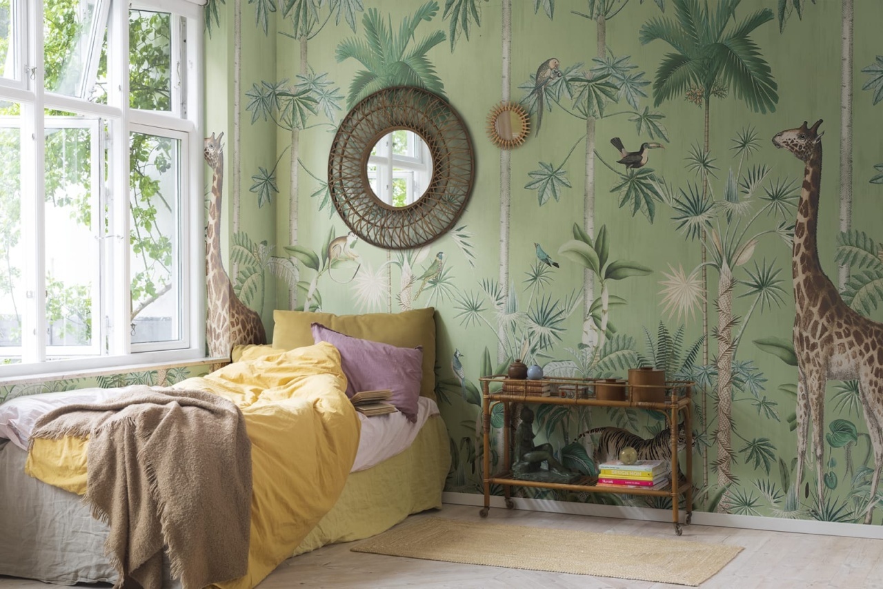 Fototapet, Giraffe's Stroll, Emerald, Rebel Walls - 3