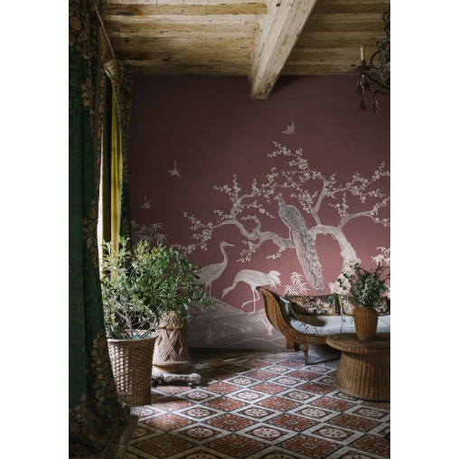 Tapet Chinoiserie Lace, Raspberry Red, Rebel Walls - Img 3