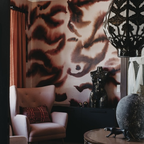 Fototapet, Guppy, Red, Rebel Walls - Img 7