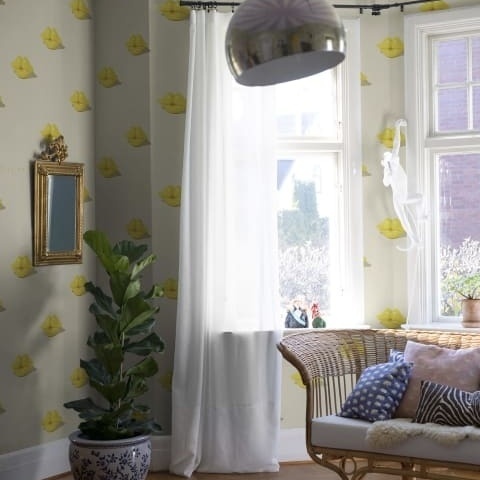 Fototapet, Kissing Booth, Yellow, Rebel Walls - Img 3