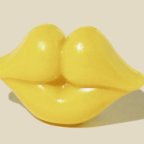Fototapet, Kissing Booth, Yellow, Rebel Walls - Img 4