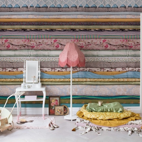 Fototapet, Her Royal Slumber, Rebel Walls