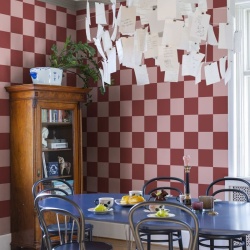 Fototapet, Happy Squares, Raspberry, Rebel Walls - Img 3