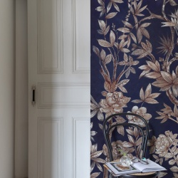Fototapet, Silk Floral, Blue, Rebel Walls - Img 3
