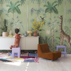 Fototapet, Giraffe's Stroll, Emerald, Rebel Walls - Img 4