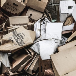 Fototapet, One Man's Trash (Is Another Man's Treasure), Rebel Walls - Img 2