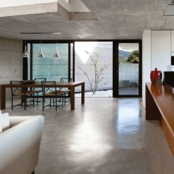 Vopsea decorativa de interior, efect VALPAINT I-BETON PLUS, finisaj mat, pentru pardoseala - Img 9