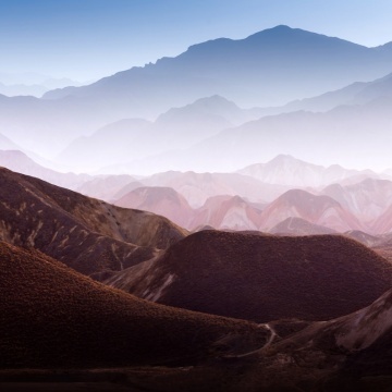 Fototapet, Gradient Mountains, Rebel Walls - Img 2