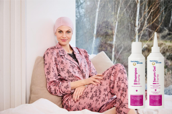 femeie, thymuskin forte, sampon, serum pentru par