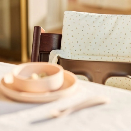 Jollein Highchair Cushion Leafy Dreams - obrok za stolom