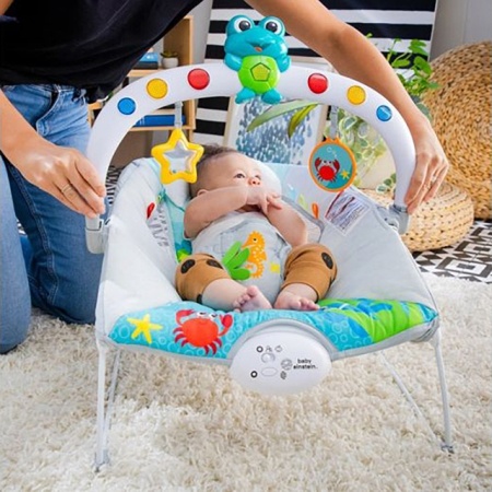 Kids II Baby Einstein muzička ležaljka Kick to it Neptune sa vibracijom i svetlom 13102