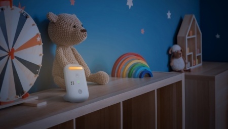 Motorola PIP11 bebi alarm sa noćnim svetlom
