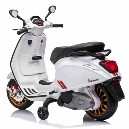 Dečiji motor na akumulator Vespa u beloj boji