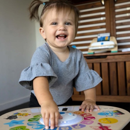 HAPE Muzički edukativni stočić Magic Touch