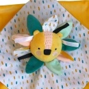 Eurekakids Cucu Doudou Lion senzorna plišana igračka lav sa detaljima tekstura