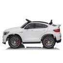 Licencirani Mercedes GLC 63S AMG model u beloj boji