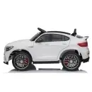 Licencirani Mercedes GLC 63S AMG model u beloj boji