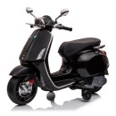 Crna Vespa Primavera motor na baterije za decu