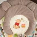 Kids II Disney Baby Muzička ležaljka sa vibracijom Winnie the Pooh Dots & Hunny Pots 60256