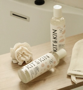 Spumă de baie naturală pentru bebeluși Kit&Kin - 250ml - Img 3