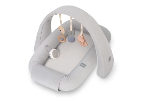 Baby Nest 4 în 1 cu arcadă de jucării și aparat de sunete - Gri