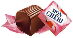 MON CHERRY Praline de Ciocolata Umplute cu Cireasa Intreaga in Lichior 157g - Img 2